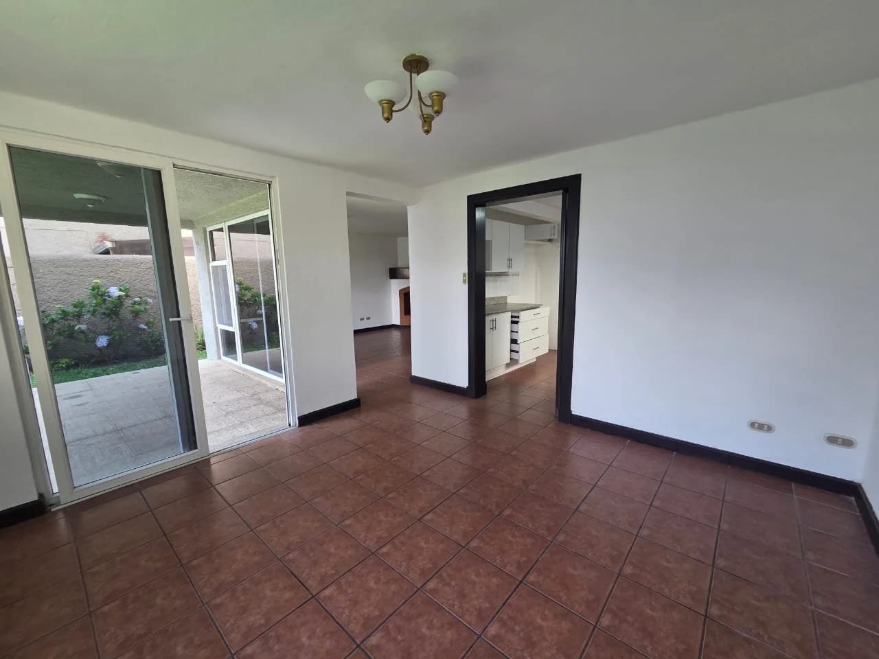 Casa en alquiler en km 13 CAES — foto 4 de 17