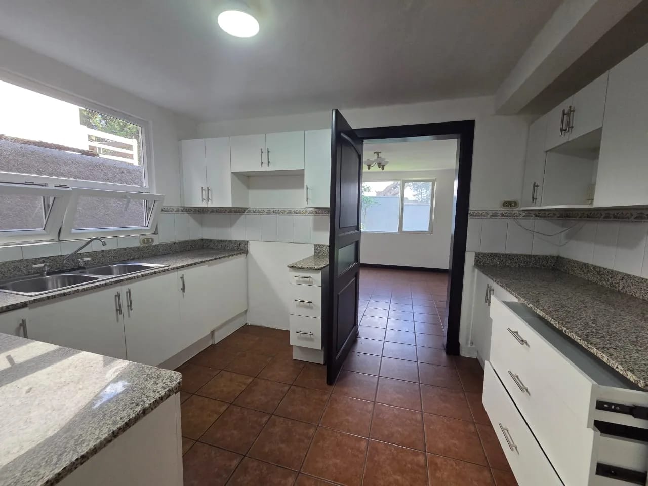 Casa en alquiler en km 13 CAES — foto 6 de 17