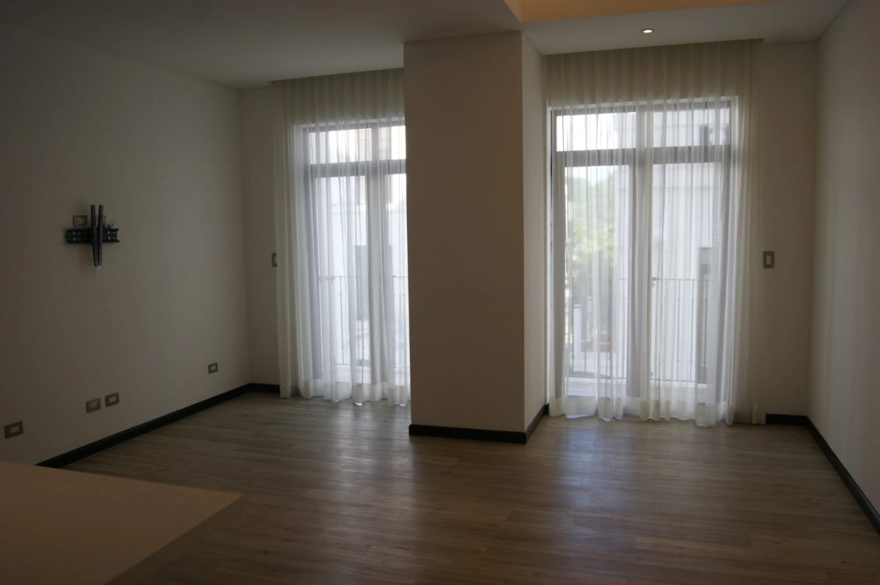 Apartamento en Lirios 2 Cayala zona 16 — foto 3 de 17