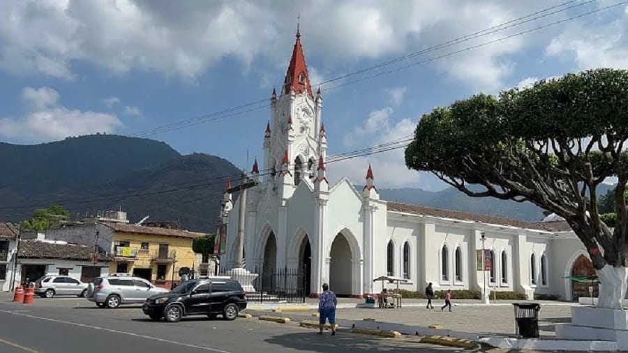 Propiedad en venta Antigua Guatemala / San Felipe de Jesús — foto 1 de 8