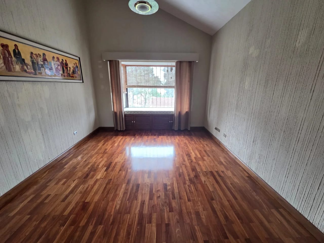 Bonita casa con amplio jardin en Los Manantiales Km 19 CAES — foto 12 de 15