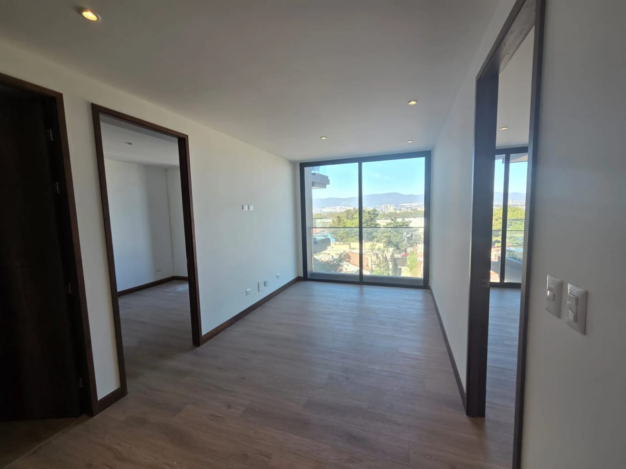 Apartamento en venta en Artis zona 13 — foto 8 de 14