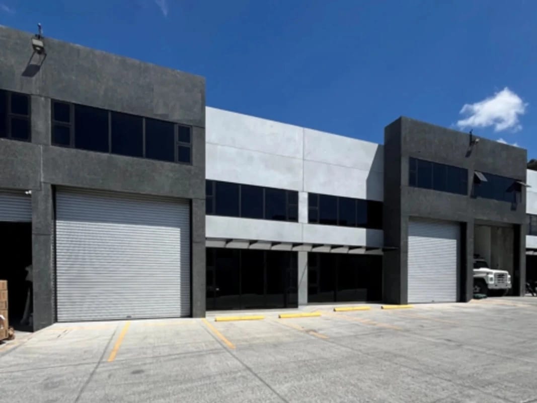 Bodega dentro de garita en Calzada la Paz zona 18 — foto 17 de 17