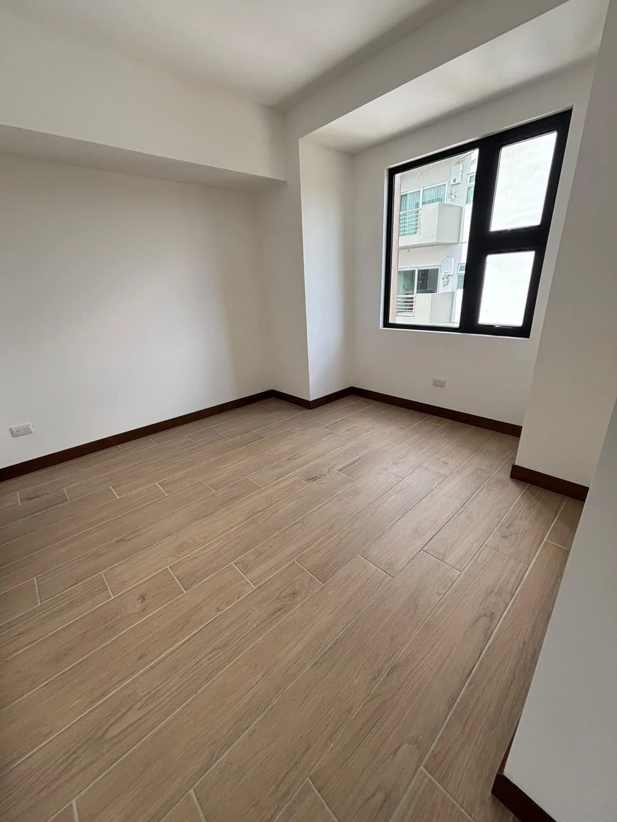 Apartamento en Vilabosque en zona 16 — foto 5 de 17