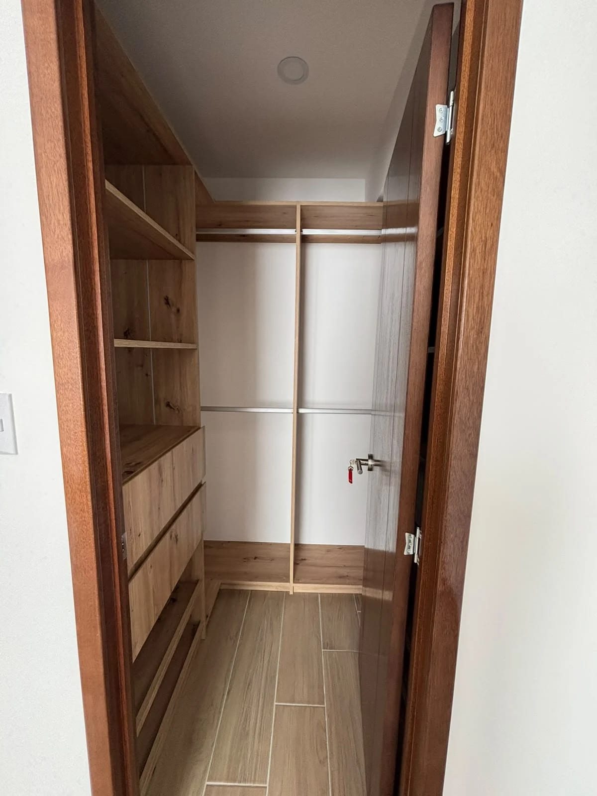 Apartamento en Vilabosque en zona 16 — foto 7 de 17