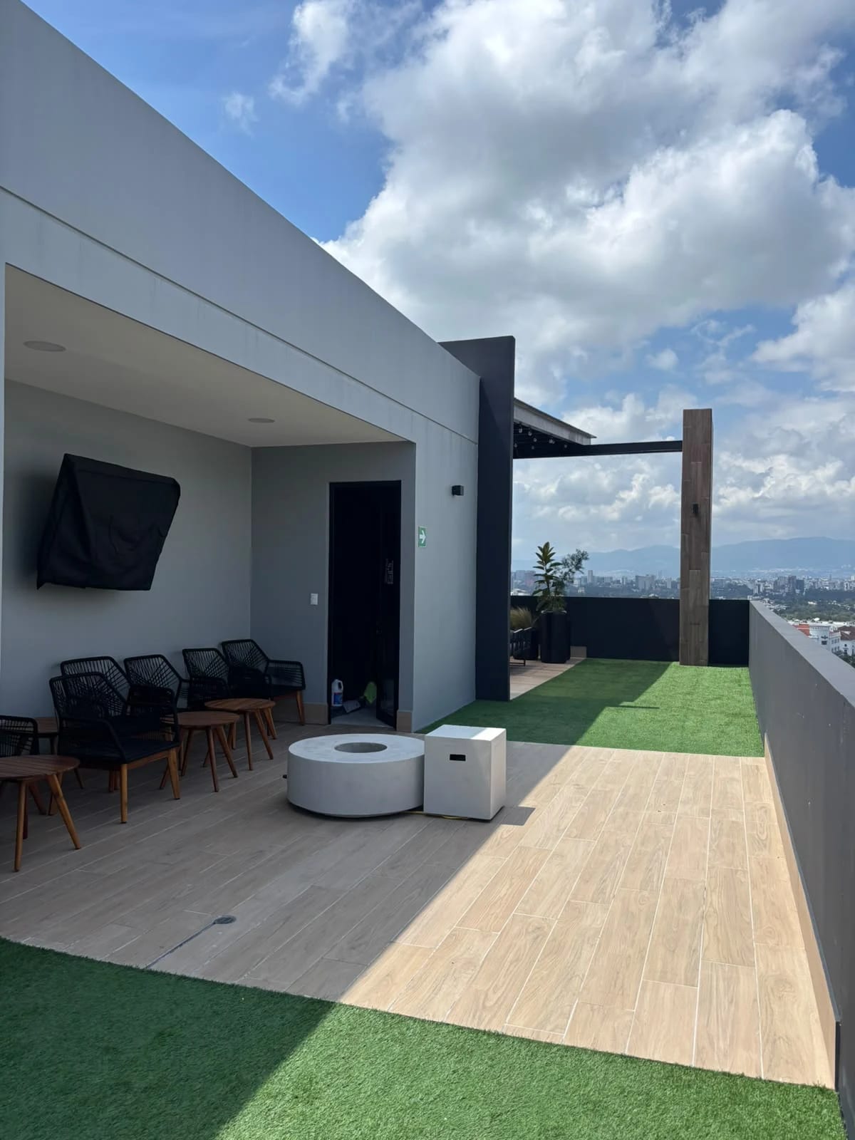Apartamento en Vilabosque en zona 16 — foto 12 de 17
