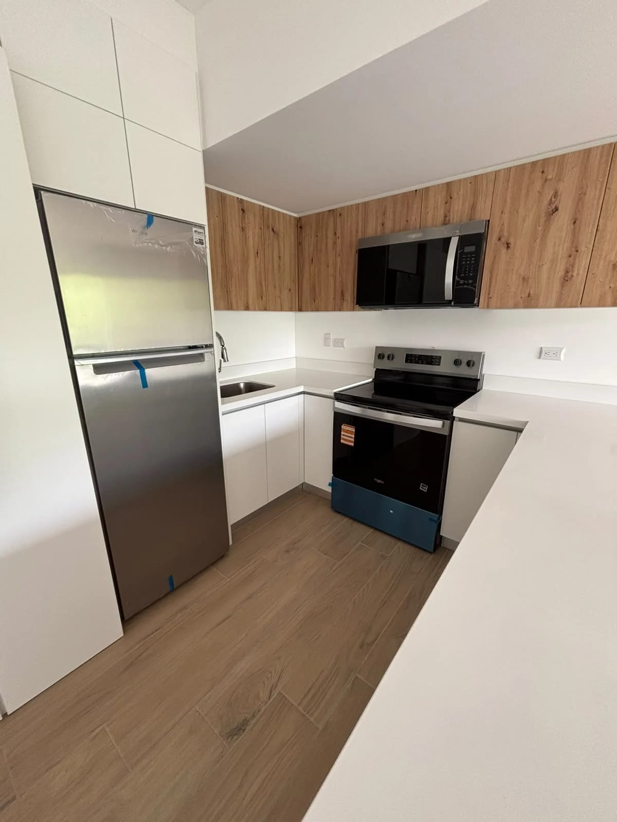 Apartamento en Vilabosque en zona 16 — foto 3 de 17