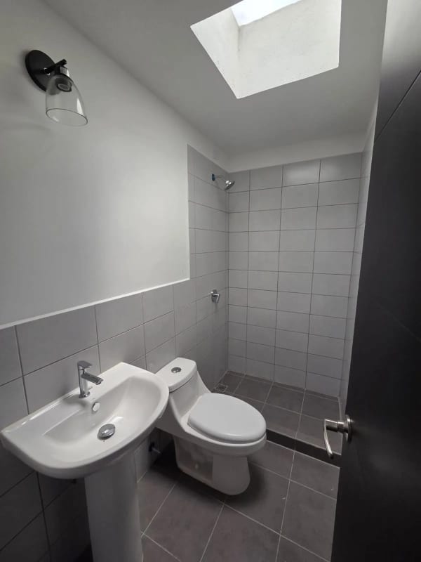 Casa para estrenar en Los Eucaliptos de Pinabetes — foto 12 de 14