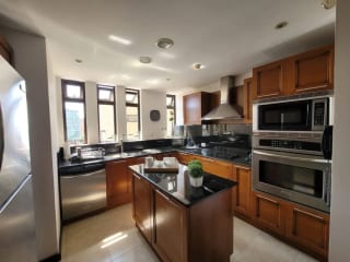 Apartamento en Tiffany 2 zona 10 — miniatura 10 de 11