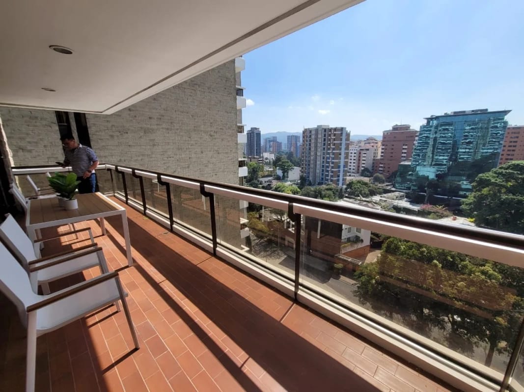 Apartamento en Tiffany 2 zona 10 — foto 6 de 11