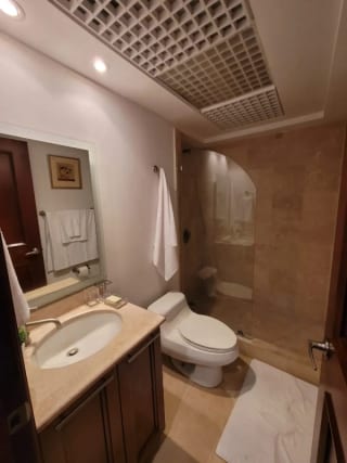 Apartamento en Tiffany 2 zona 10 — miniatura 5 de 11