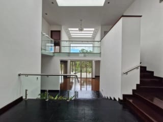 Amplia casa en Las Cumbres zona 16 — miniatura 12 de 17